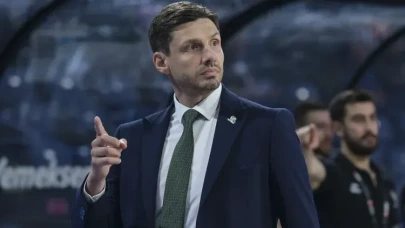Bursaspor Yörsan Başantrenörü Serhat Kavut’tan ayrılık sinyali!