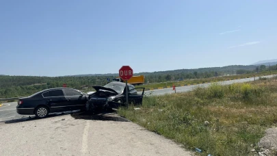 Kastamonu'da iki otomobil çarpıştı: 4 yaralı