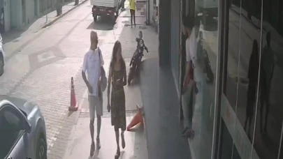 3 yaşındaki Ömer Halis, motosikletten böyle düştü