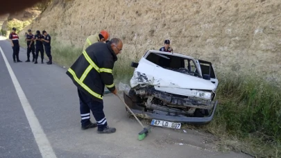 Mardin’de otomobiller çarpıştı! 8 yaralı