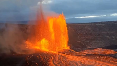 Hawaii'de Kilauea Yanardağı yeniden lav püskürttü