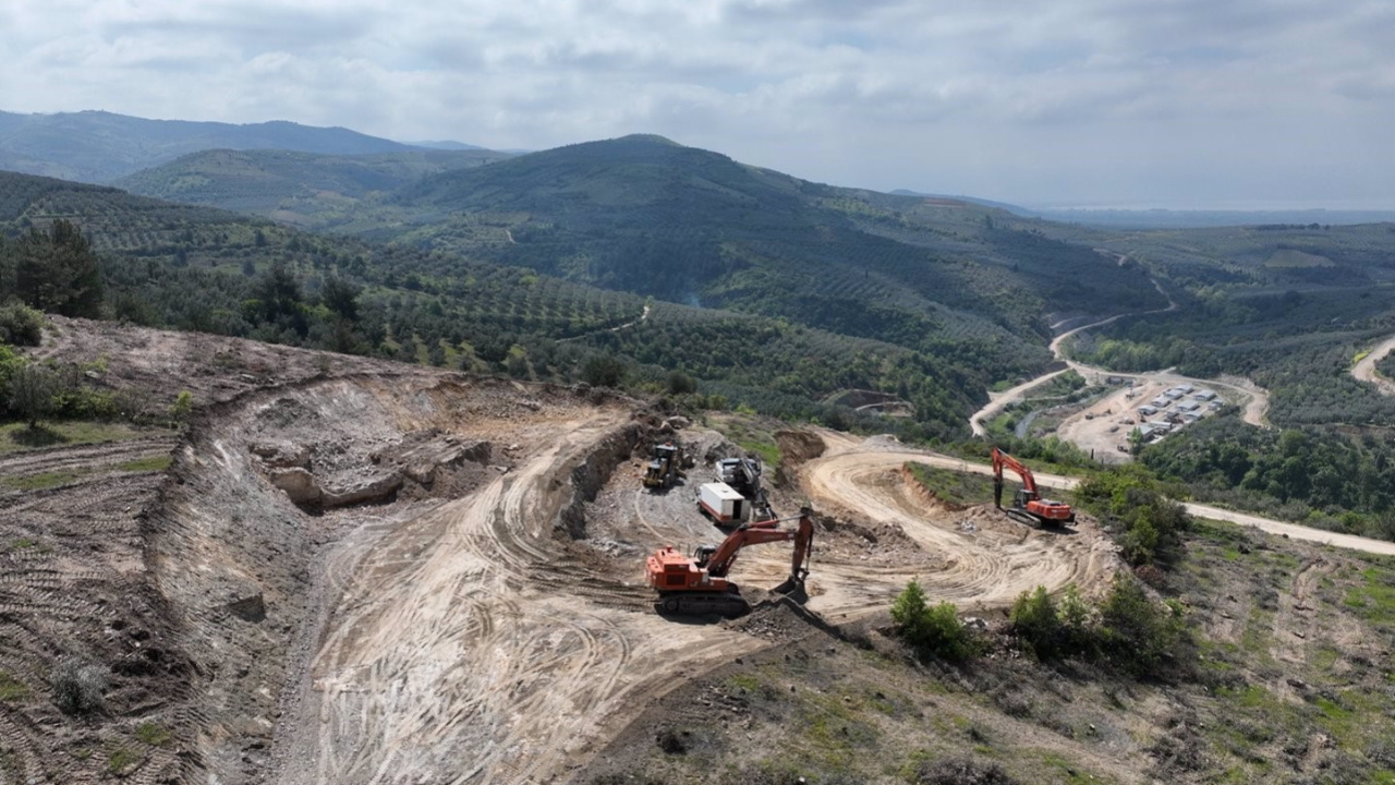 İznik Barajı'nın yapımının gecikmesine bölge çiftçisinden tepki