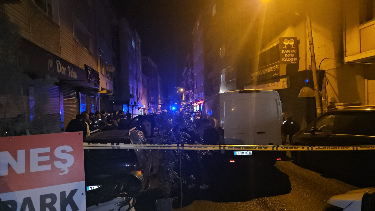 Kağıthane’de eğlence mekanına el bombası ile saldırı! 7 yaralı