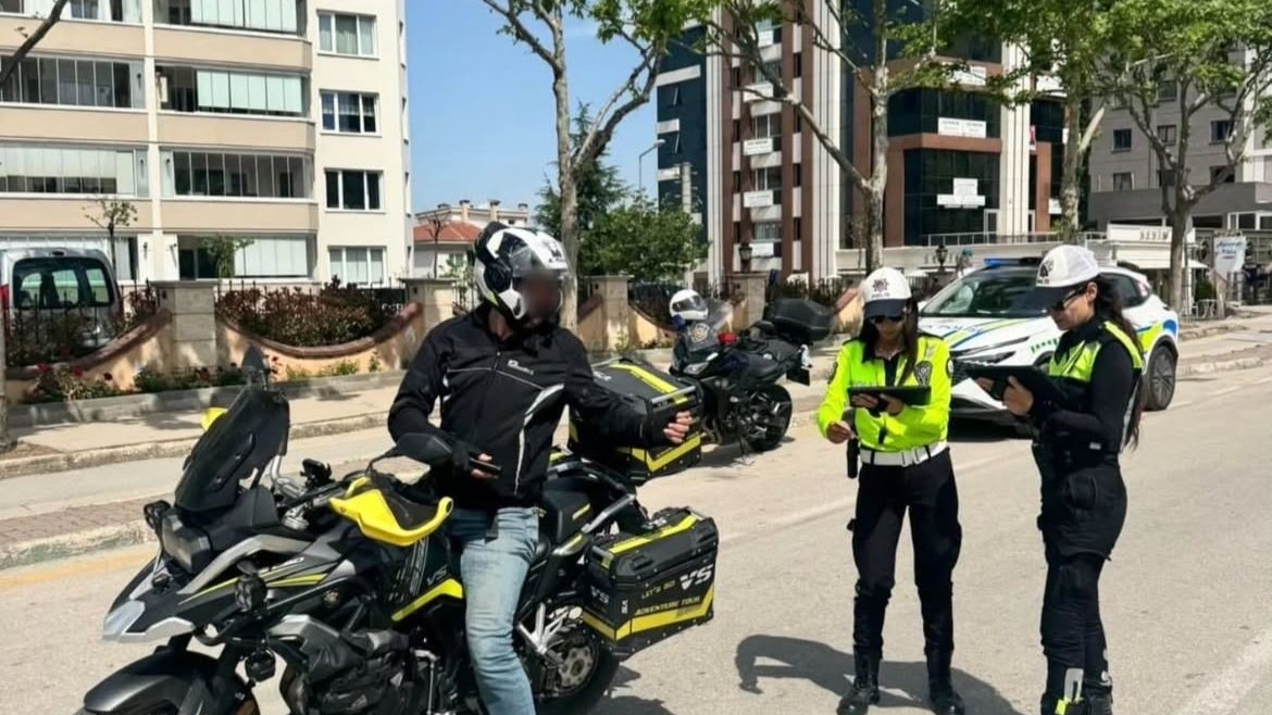 Bursa'da kural tanımayan sürücülere ceza yağdı