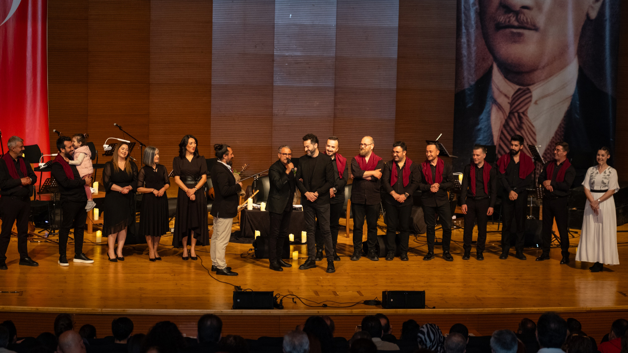 Bursa Büyükşehir’den "Âşık Mahzuni Şerif’i Anma" ve "Aşk Masalı" konserleri