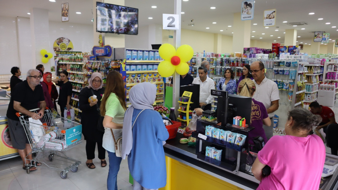 Özhan Market'te "Dolu Dolu İndirimler" Mayıs'ta da devam ediyor!