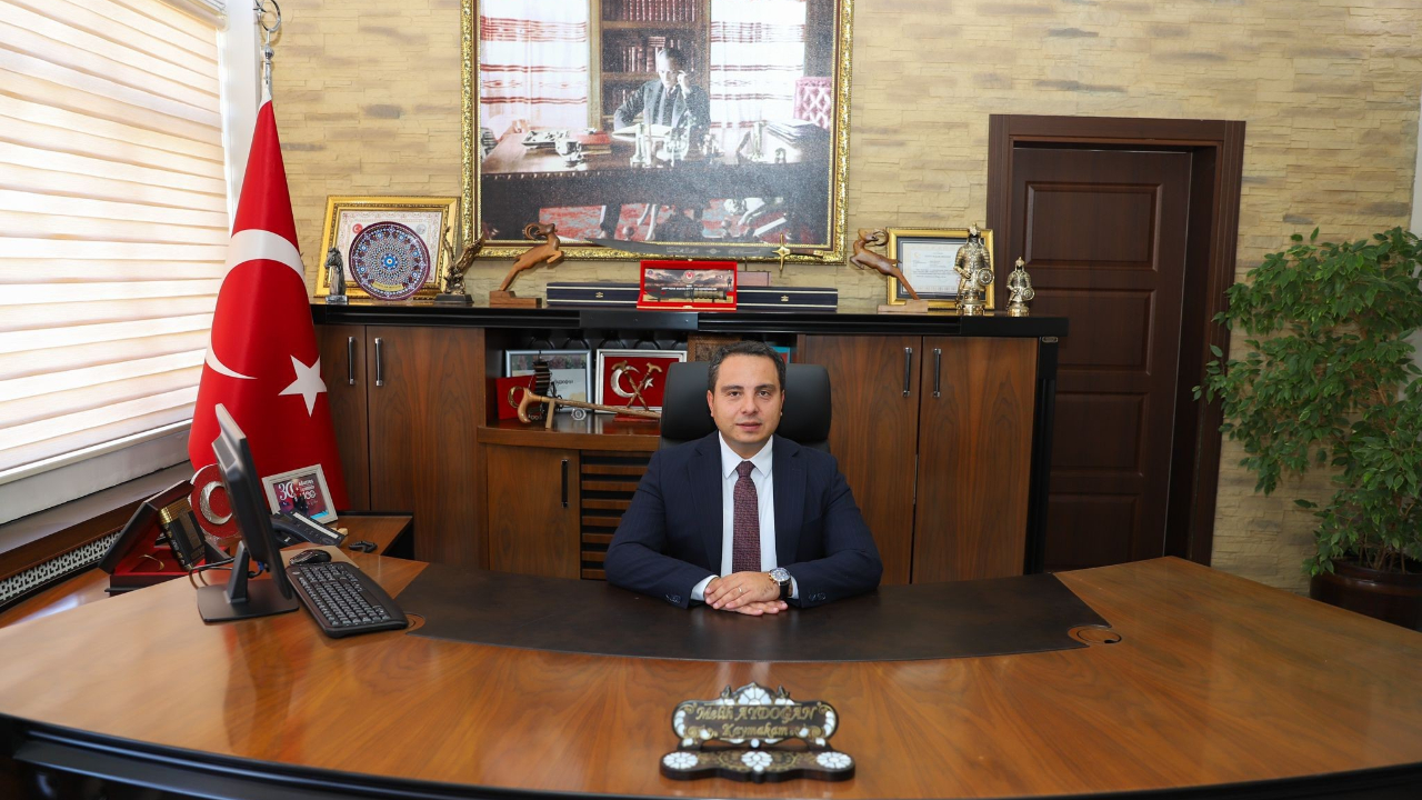 Van’da 4 ilçe kaymakamı değişti