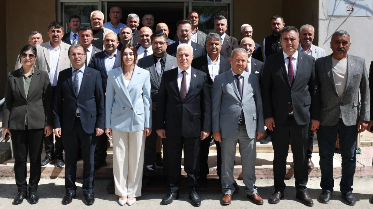 Başkan Bozbey Harmancık'ın sorunları için çözüm arayışında