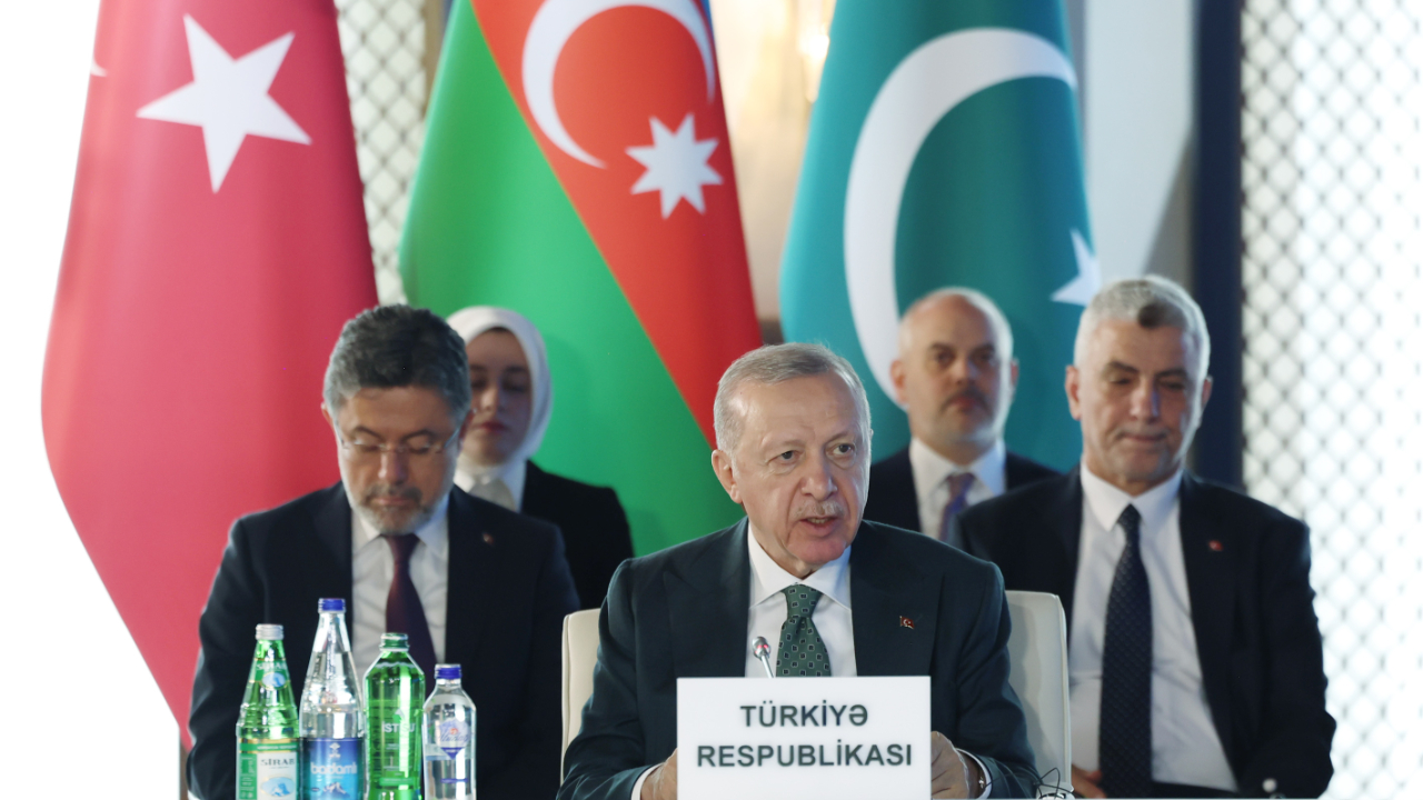 Cumhurbaşkanı Erdoğan Türkiye-Azerbaycan-Pakistan zirvesinde konuştu