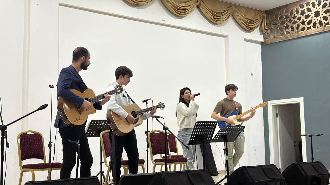 Yenice’de müzik şöleni vatandaşlarla buluştu