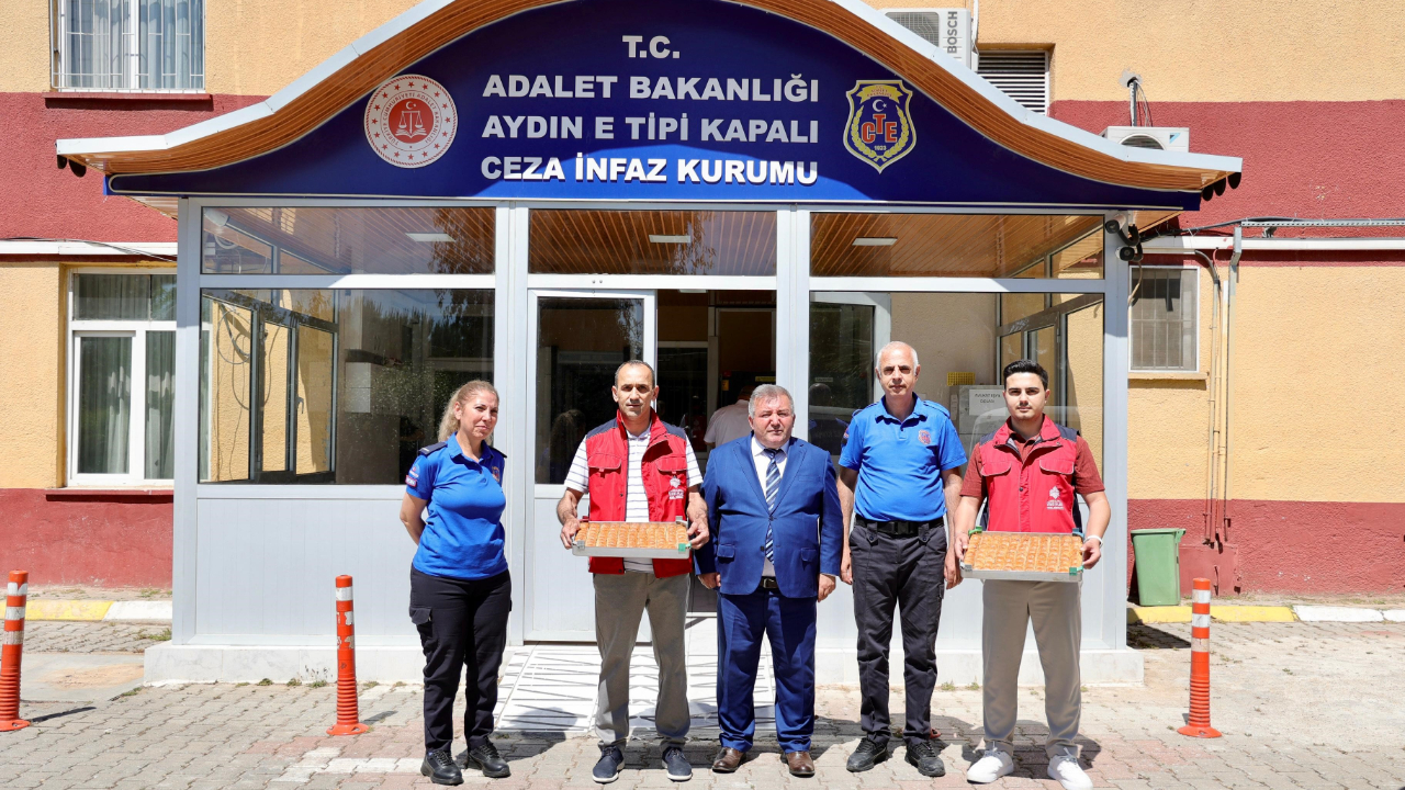 Aydın’da mahkumlara cevizli baklava ikramı