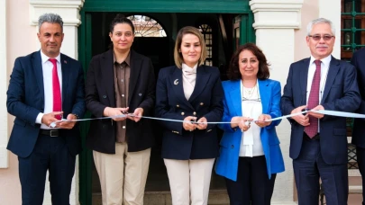 ‘İz Bırakanlar' sergisi sanatseverle buluştu