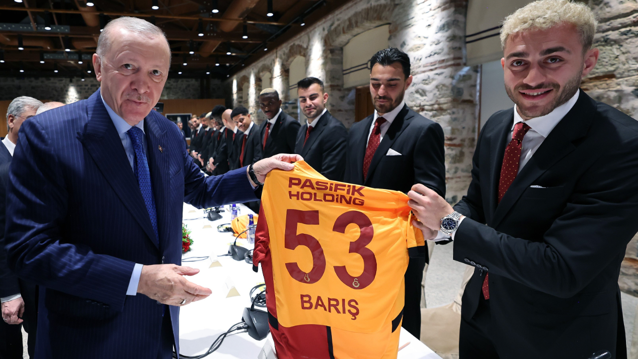Cumhurbaşkanı Erdoğan, Galatasaray'ı kabul etti