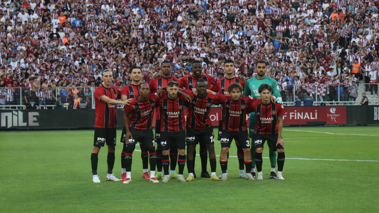 Fatih Karagümrük, 1 yıl aranın ardından Süper Lig'de