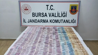 Sahte jandarmayı gerçek jandarma yakaladı