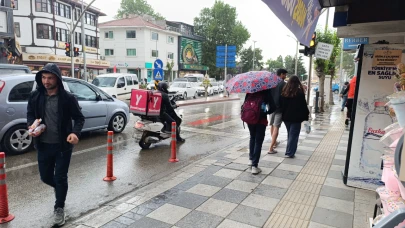 Afyonkarahisar’da yağışlı hava etkili oldu