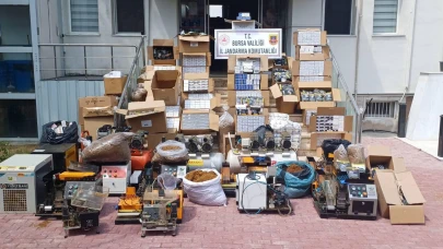 Bursa'da kaçak sigara operasyonu