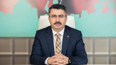 Başkan Yılmaz Uludağ Üniversitesi'ndeki "Alija Izetbegovic 100 Yaşında" programına katıldı
