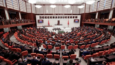 TBMM Adalet Komisyonu '10. Yargı Paketi'ni görüşmek üzere toplandı