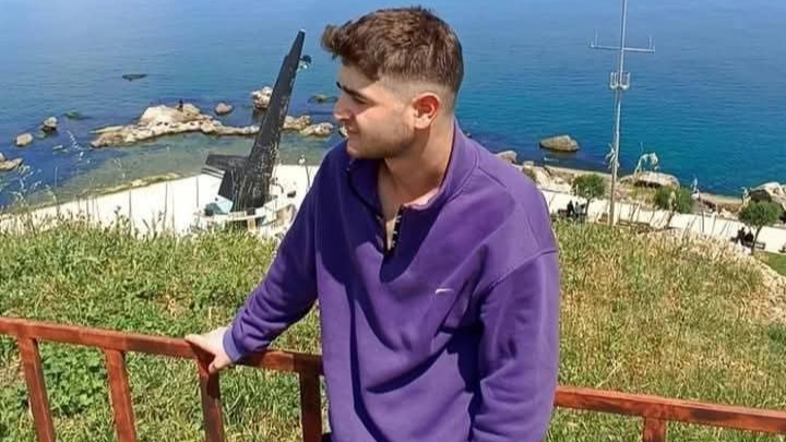 Devrilen traktörün altında kaldı: 1 ölü