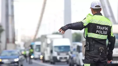 Bakan Yerlikaya duyurdu: “Abartı Egzoz” kullanımı ile ilgili toplam 26 bin 131 sürücüye işlem yapıldı