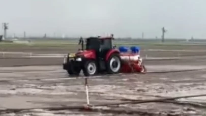 Kayseri'de dolu yağışı ekili alanları vurdu