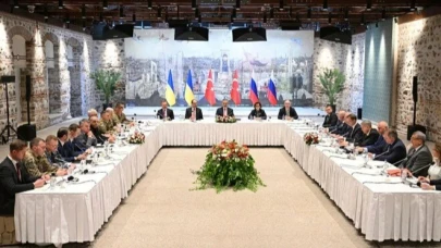 Zelenski duyurdu: Ukrayna, yarın İstanbul'da yapılacak görüşmeye katılacak