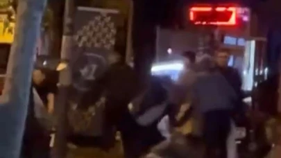 Bursa’da sokak ortasında tartıştıkları kişiyi tekme tokat dövdüler