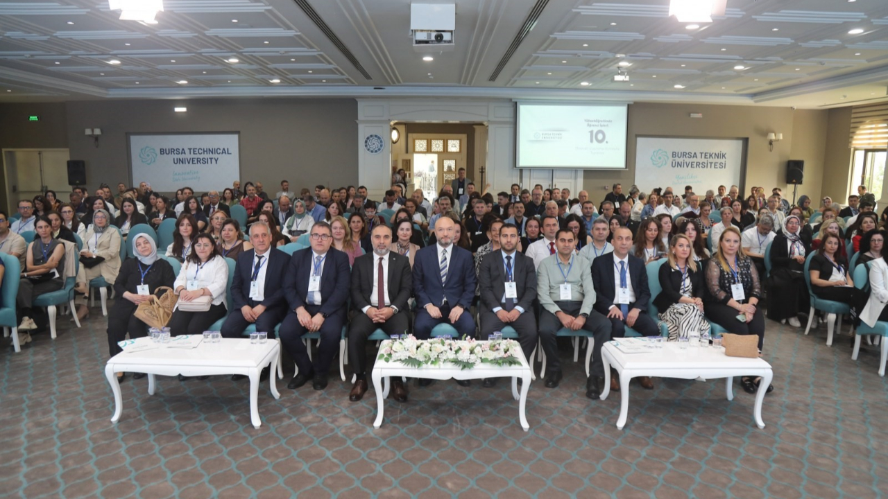 BTÜ'de 144 üniversitenin öğrenci işleri bir araya geldi