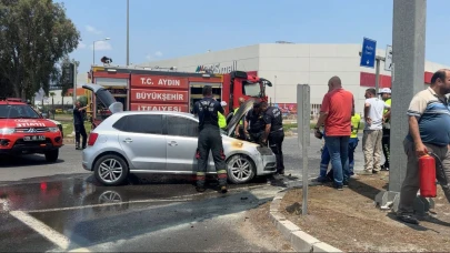 Efeler'de test sürüşüne çıkılan otomobil yandı