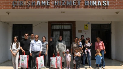 Çocukların bayramlıkları Osmangazi Belediyesi’nden