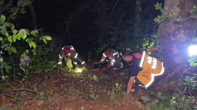 Bursa'da kontrolden çıkan araç uçuruma yuvarlandı! 3 yaralı