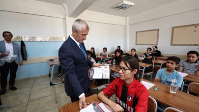 Şahinbey Belediyesi’nden öğrencilere deneme seti desteği