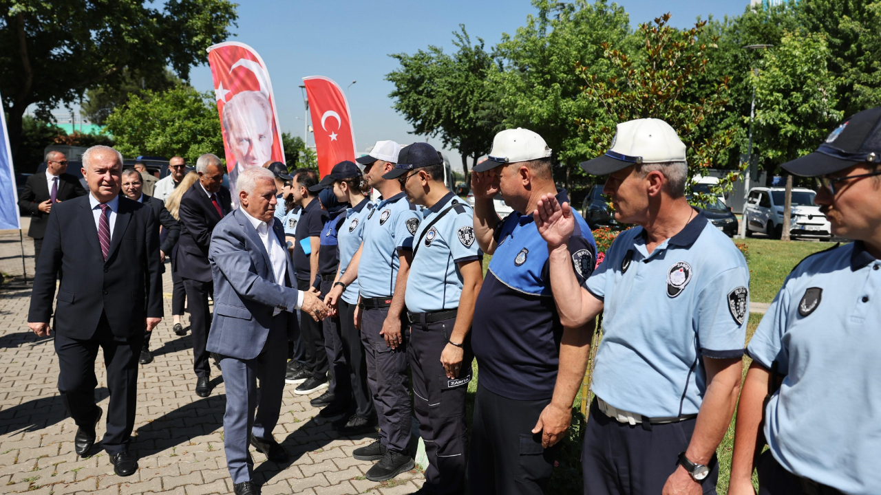 Başkan Bozbey, Büyükşehir ailesiyle bayramlaştı