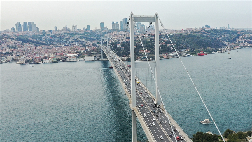 15 Temmuz Şehitler Köprüsü'nde bayram trafiği