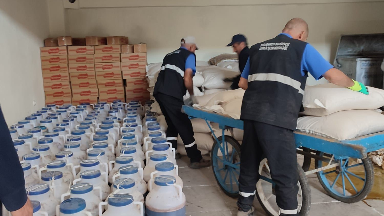 Ağrı'da bayram denetiminde 8 ton pestil ele geçirildi
