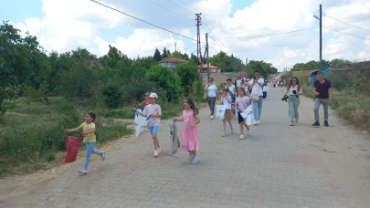Edirne'de asırlık bayram geleneği: Çocuklar şeker topladı