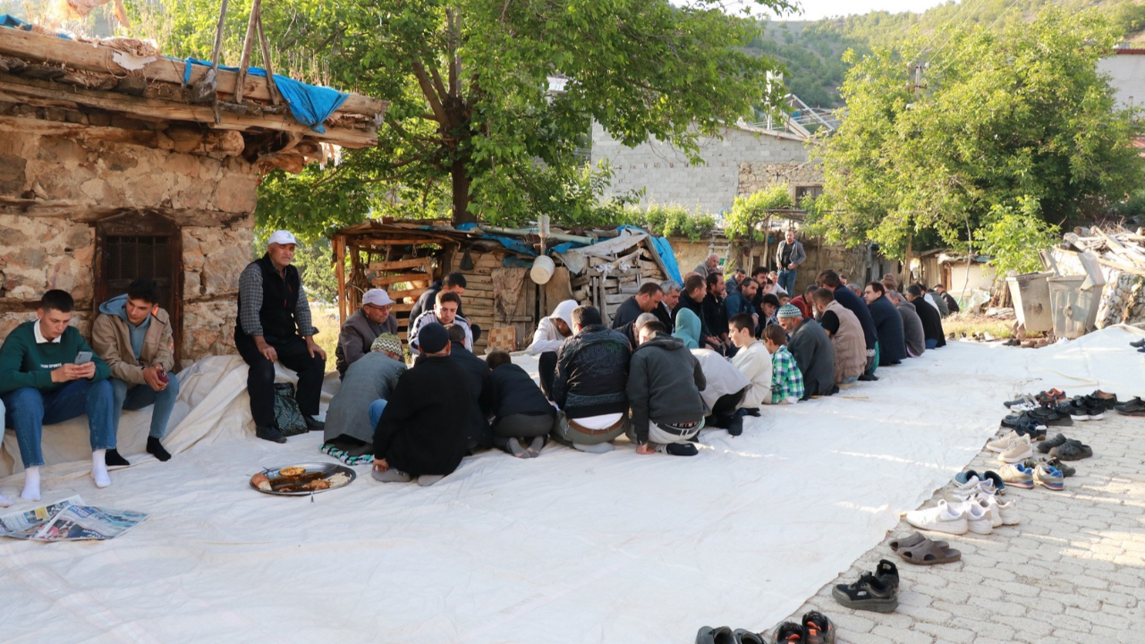 Konya'da mahalleli kurbana ‘Bayram Damı' ile başlıyor.