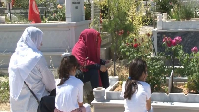 Malatya'da depremzedelerin hüzünlü bayramı