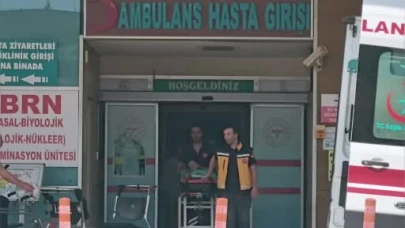 Bıçağın üzerine düşen çocuk ağır yaralandı