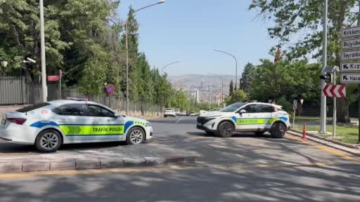 Çankaya Köşkü yakınında hareketli anlar