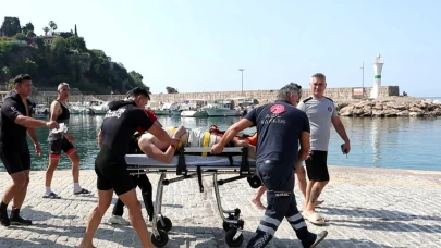 Boğulma tehlikesi geçiren gencin yardımına Deniz Polisi yetişti