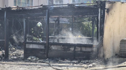 Esenyurt'ta öğrenci yurdunda korkutan yangın