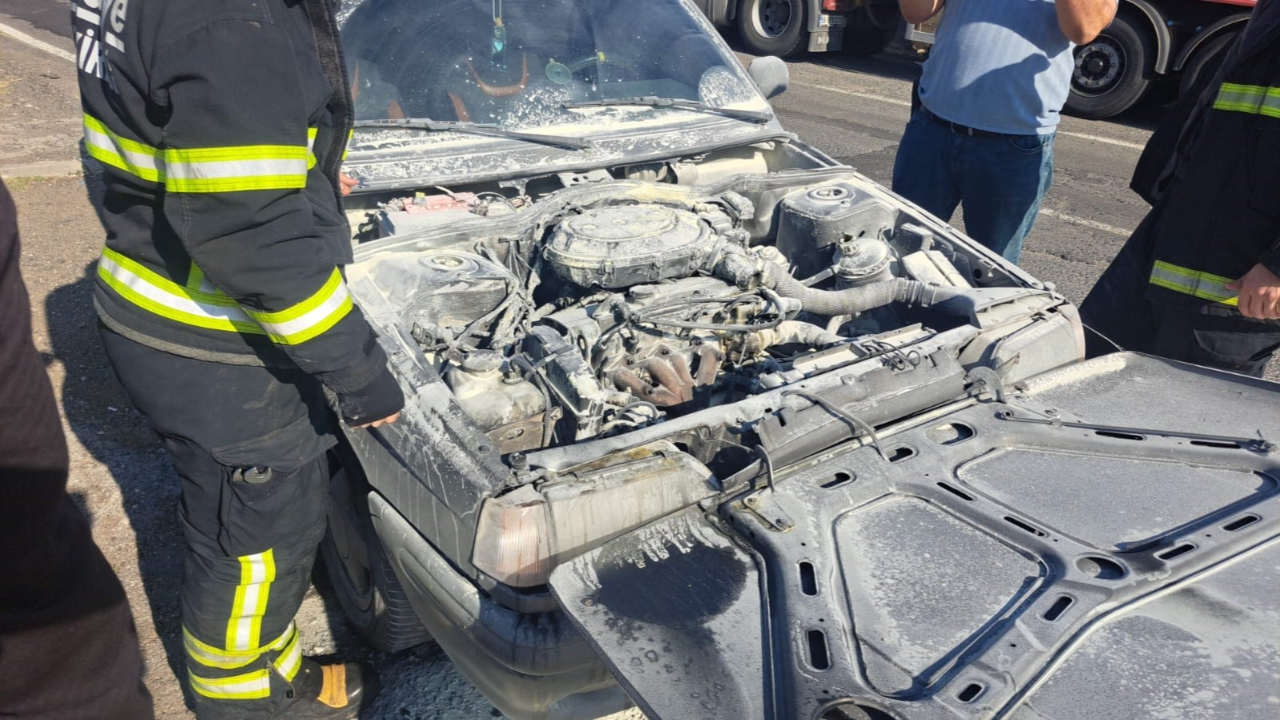 Tekirdağ'da araç yangını paniği