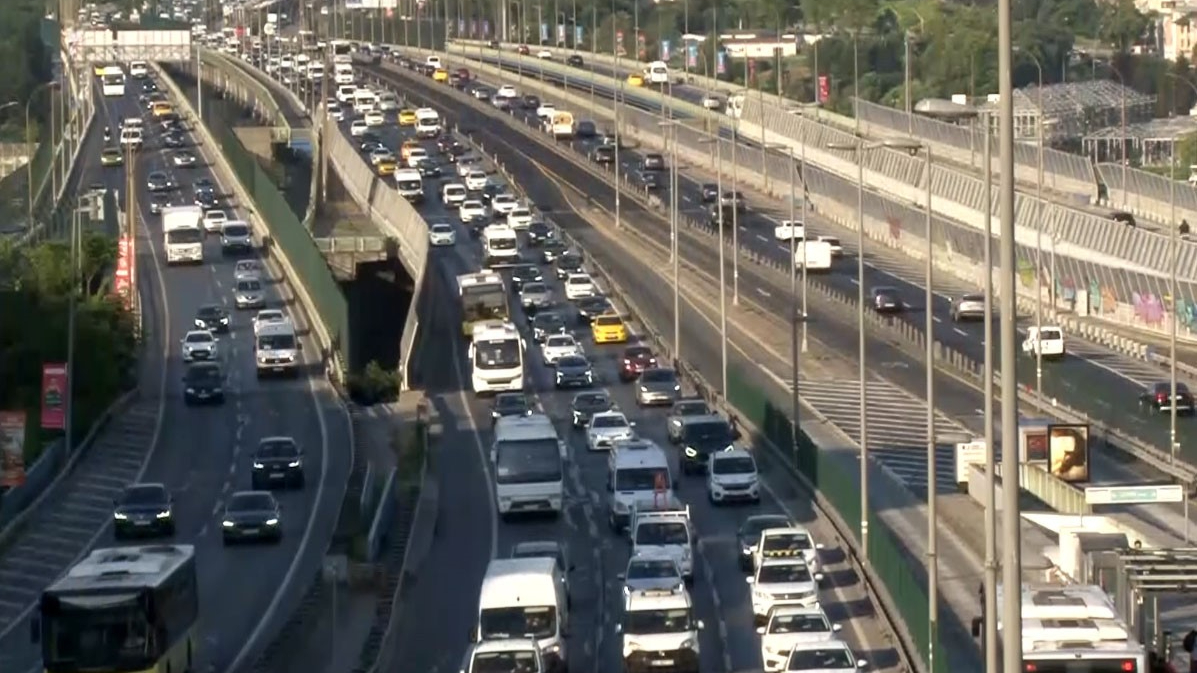 Kurban Bayramı tatili sonrası İstanbul’da trafik yoğunluğu yaşandı