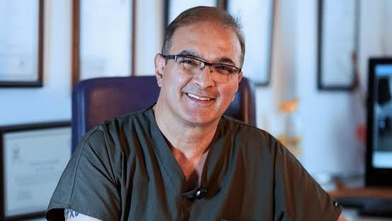 Denizli'de haber alınamayan doktor evinde ölü bulundu