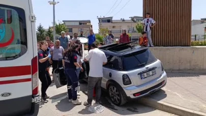 Direksiyon başında nöbet geçirdi, bariyerlere çarparak durabildi