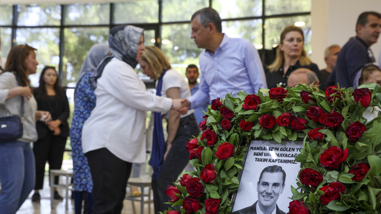 Ferdi Zeyrek için ikinci günde de taziyeler kabul edildi