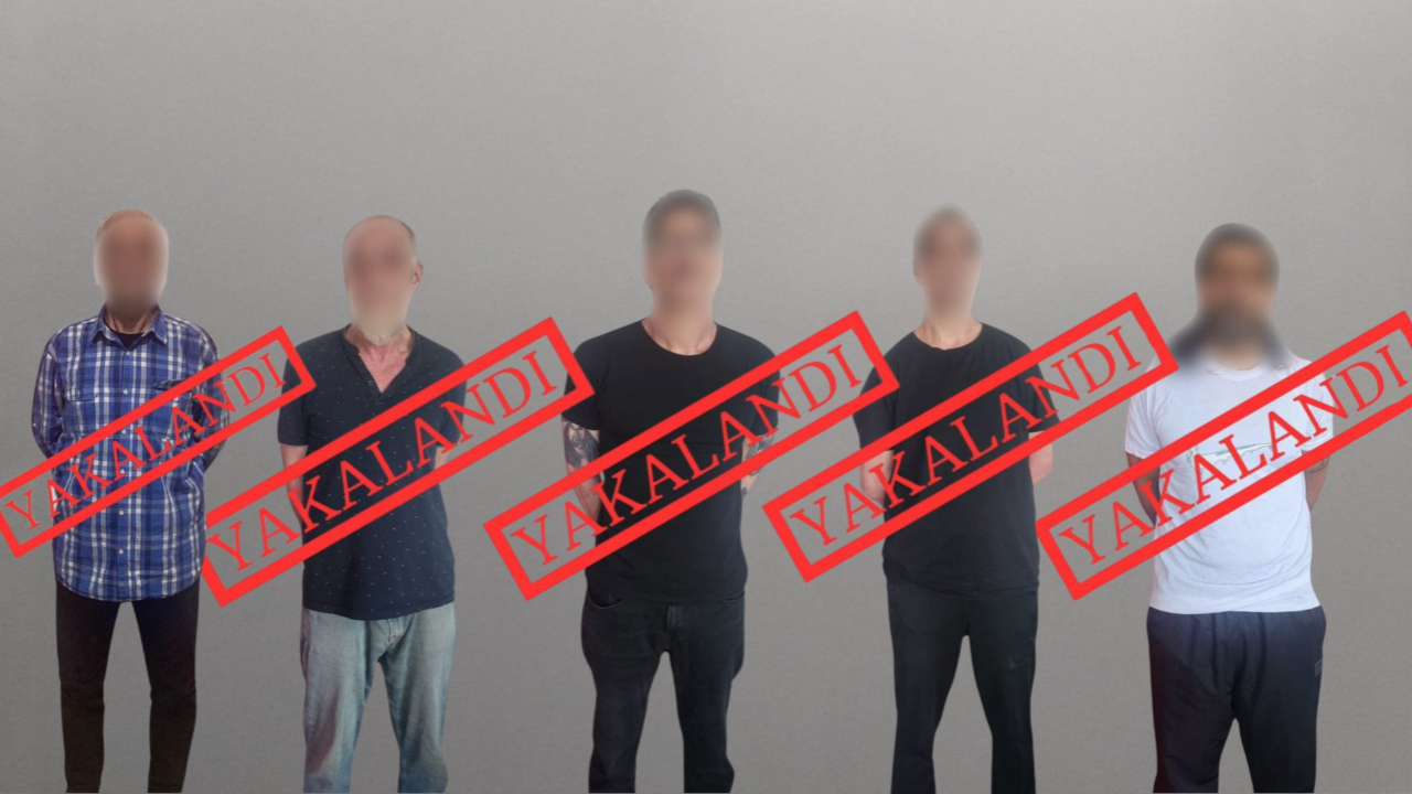Kırmızı bültenle aranan 5 suçlu yakalanarak Türkiye'ye getirildi