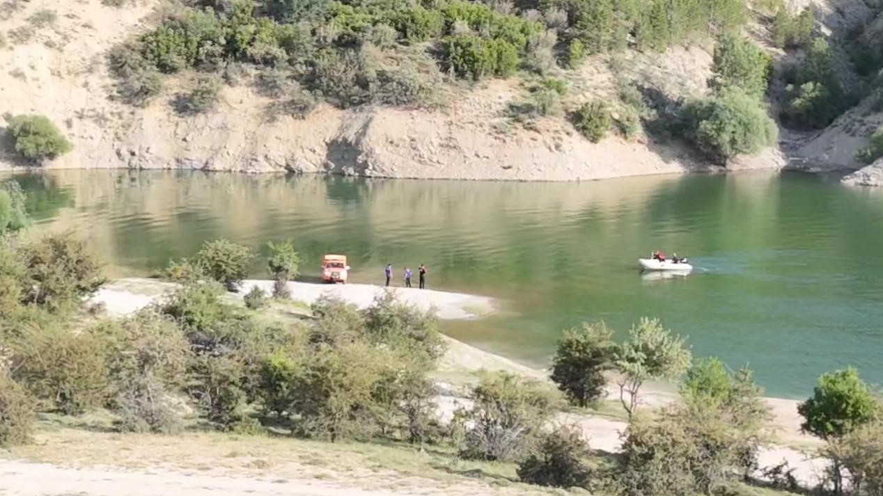 Baraj gölünde kaybolmuştu! Şahıs baygın bulundu